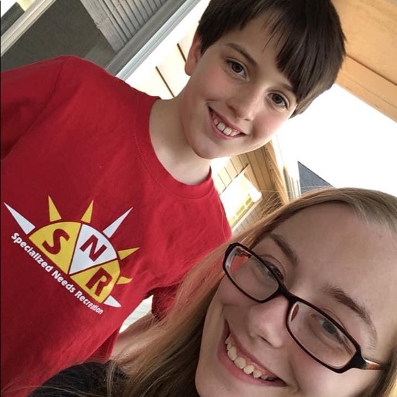 Meet your Posher, Sarah - Picture 1 of 1